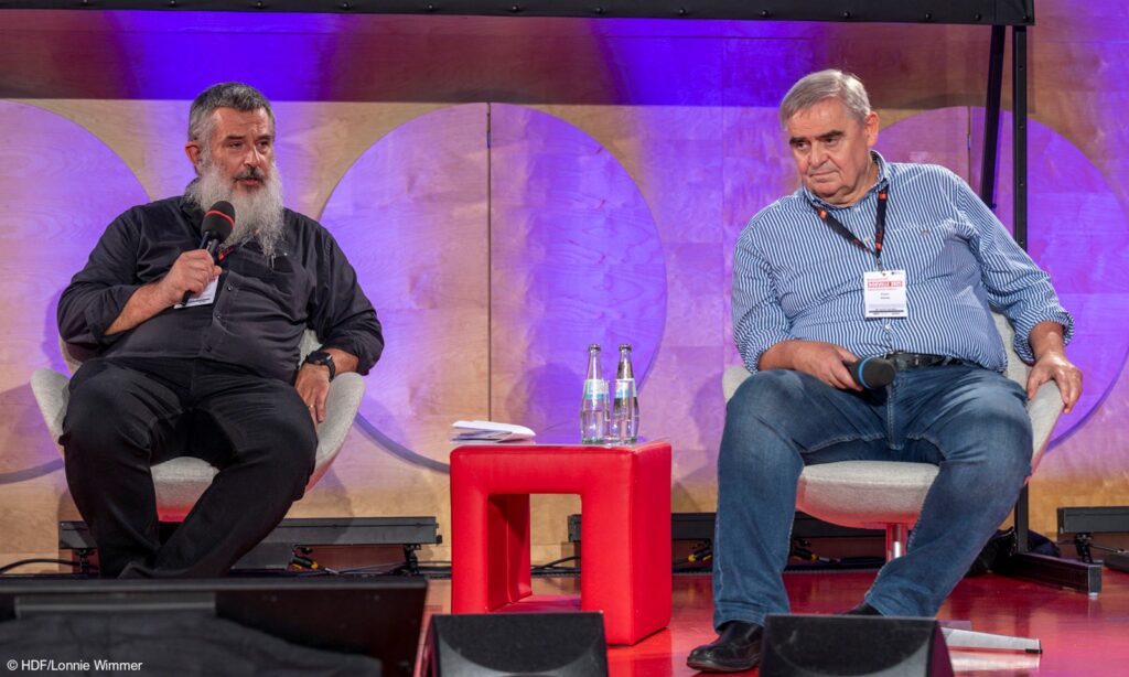 Stephan J. Kramer (Präsident des Amts für Verfassungsschutz Thüringen) und Peter Müller (ehem. Verfassungsrichter und Ministerpräsident des Saarlands)